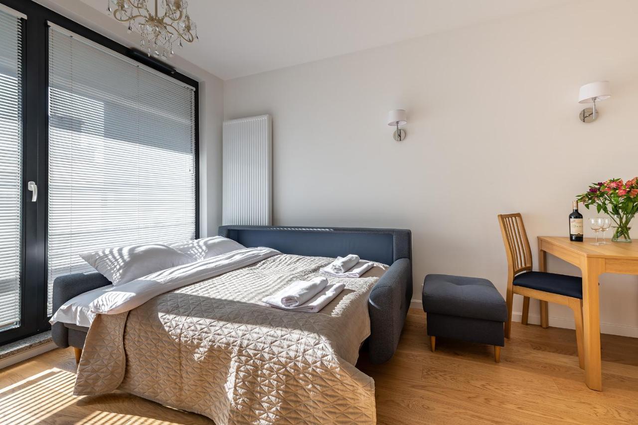 Airport Lirowa - P&O Serviced Apartments Варшава Екстер'єр фото